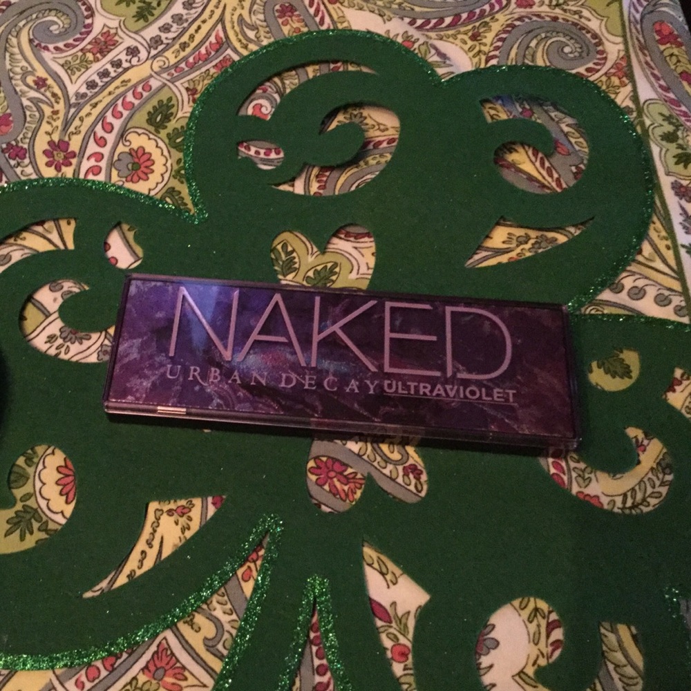 Urban Decay Naked Ultraviolet Eyeshadow Palette